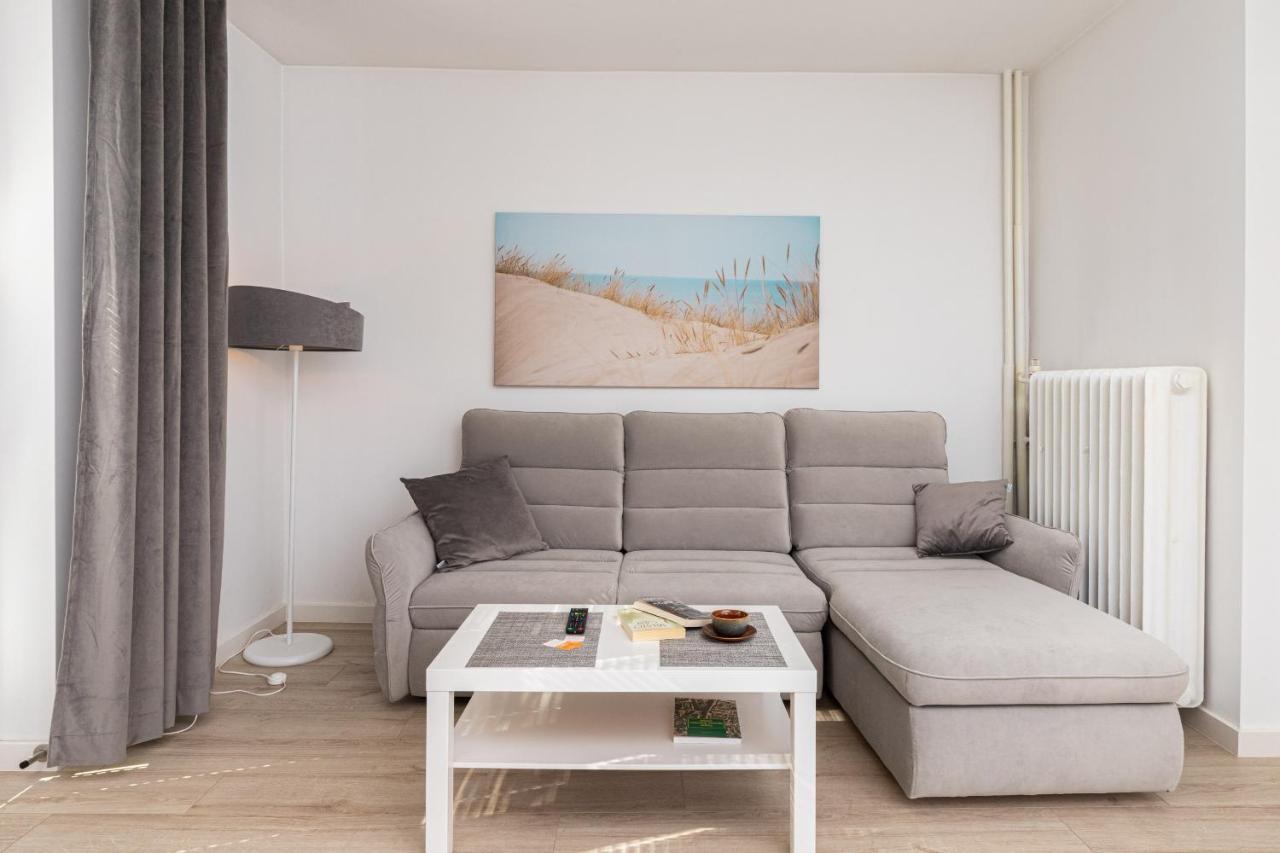 Gdanska Two-Bedroom Apartment Brzezno Beach By Noclegi Renters Eksteriør billede