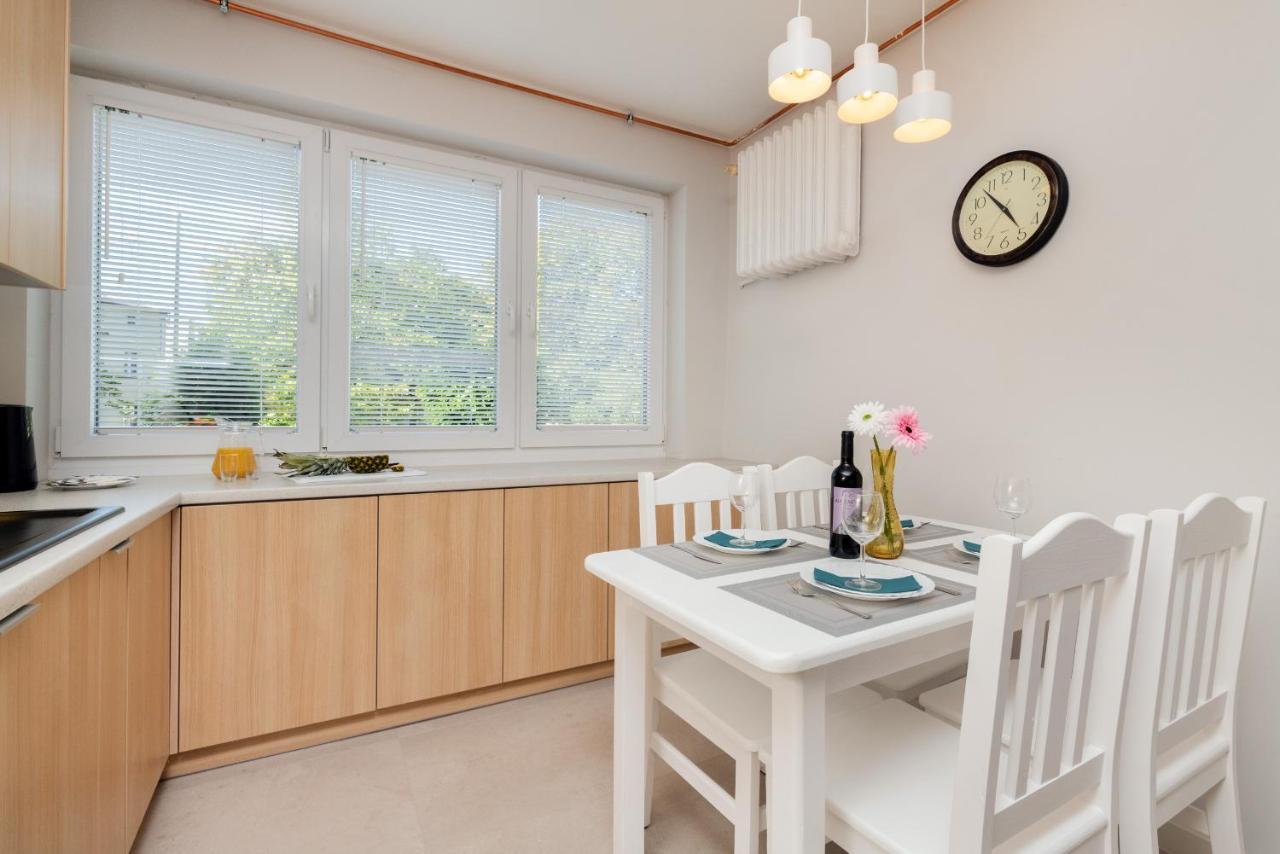 Gdanska Two-Bedroom Apartment Brzezno Beach By Noclegi Renters Eksteriør billede