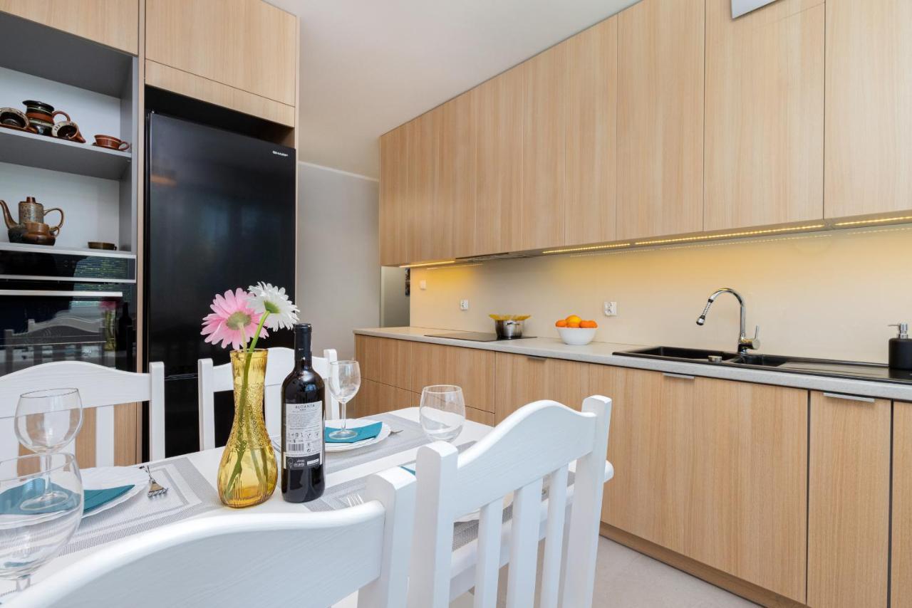 Gdanska Two-Bedroom Apartment Brzezno Beach By Noclegi Renters Eksteriør billede