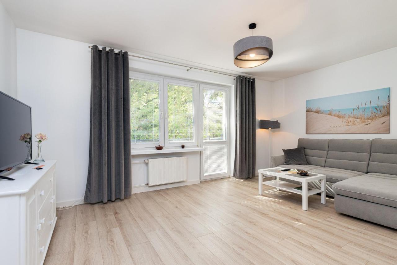 Gdanska Two-Bedroom Apartment Brzezno Beach By Noclegi Renters Eksteriør billede
