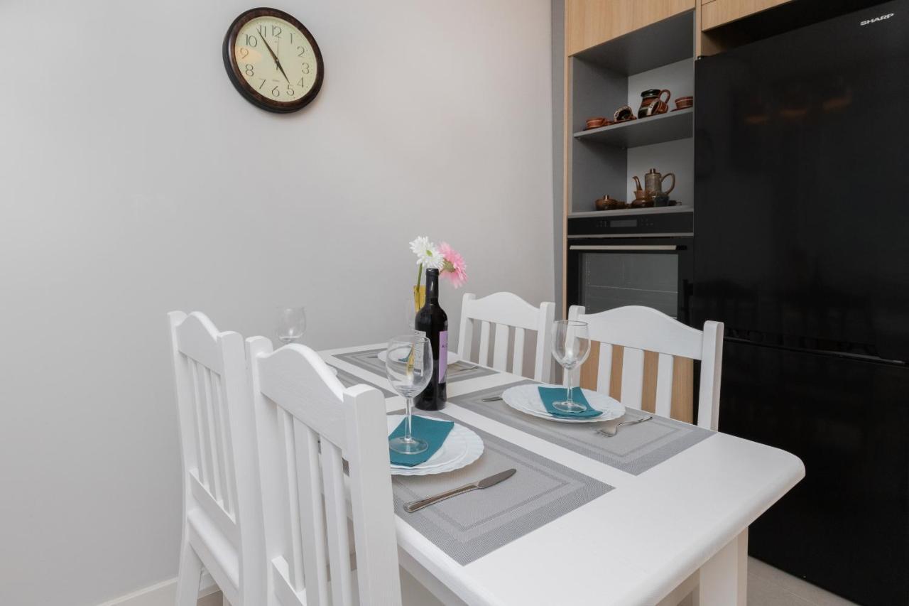 Gdanska Two-Bedroom Apartment Brzezno Beach By Noclegi Renters Eksteriør billede